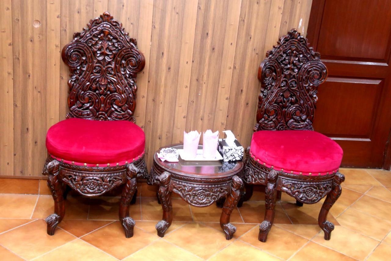Sapphire Inn Motel Lahore Bagian luar foto